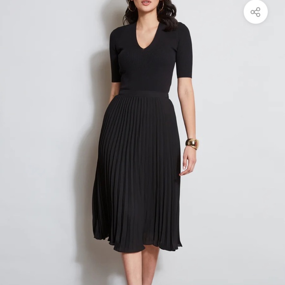 Tahari Black Plisse  Midi Skirt Size Small - Picture 2 of 6